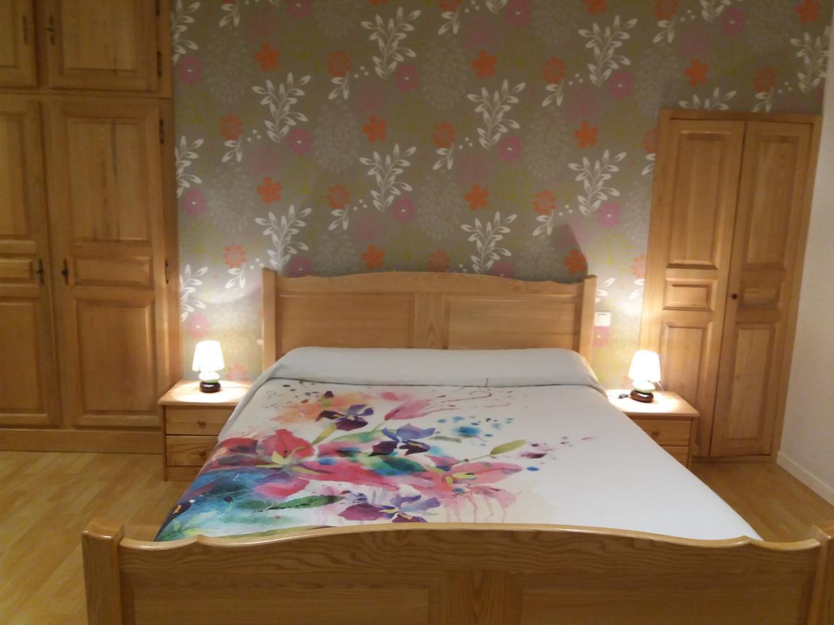Chilly-sur-Salins Le P'Tit Bonheur Bed & Breakfast エクステリア 写真